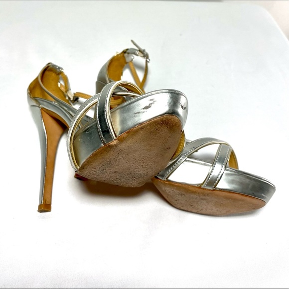 Badgley Mischka Lillian Strappy Ankle Strap Sandals Silver Metallic Leather 7M - Picture 12 of 15